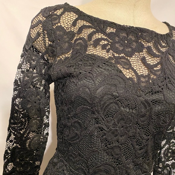 Ambiance black lace medium dress - Picture 2 of 13